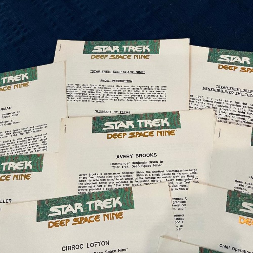 1993 Star Trek Deep Space Nine Press Kit - Picture 5 of 12